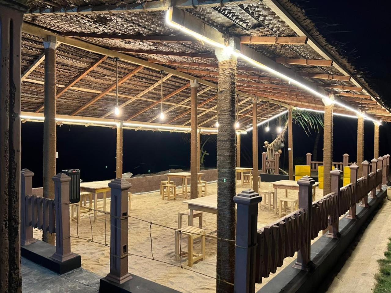 Ocean Reef Hotel Hikkaduwa Luaran gambar