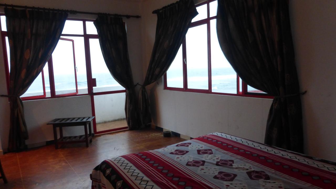 Ocean Reef Hotel Hikkaduwa Luaran gambar
