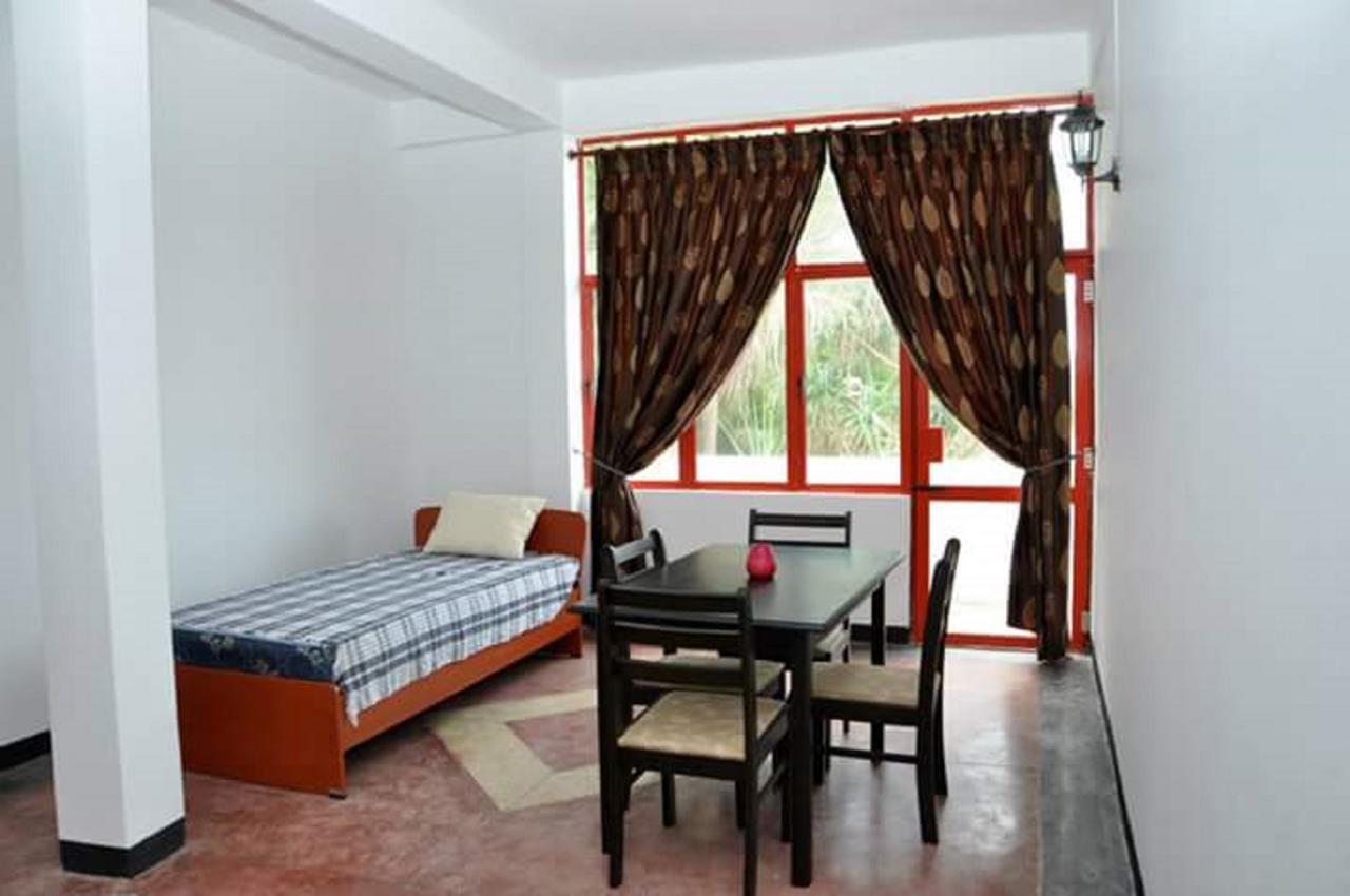 Ocean Reef Hotel Hikkaduwa Luaran gambar