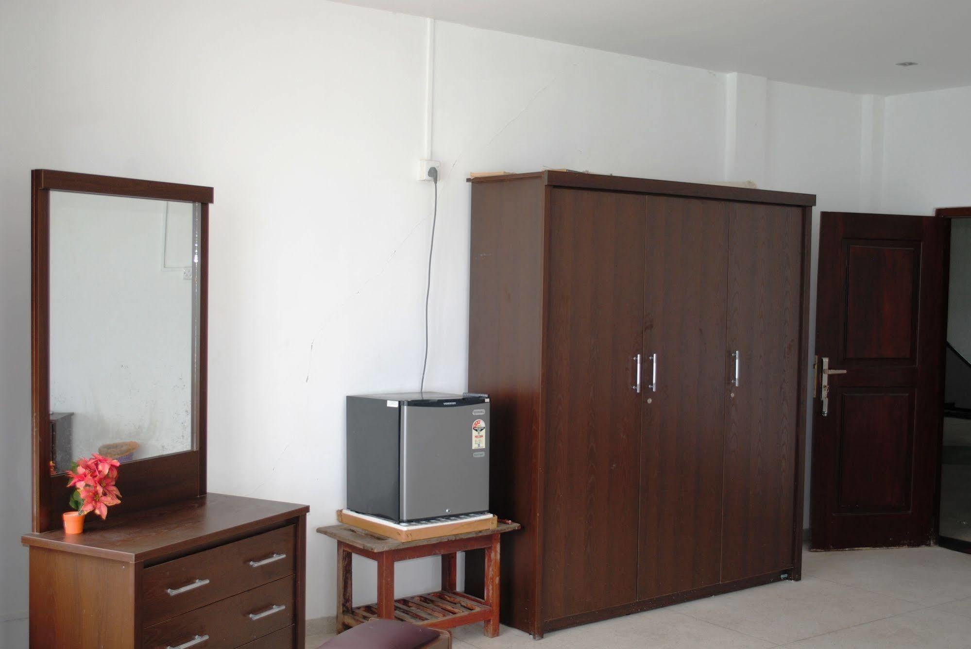 Ocean Reef Hotel Hikkaduwa Luaran gambar